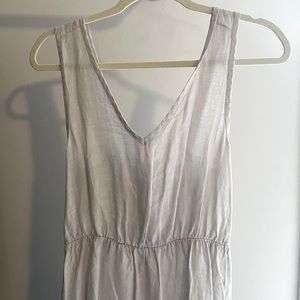 Piazza del Tor Linen Maxi Dress in cream / beige / tan